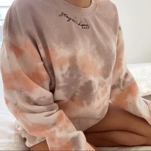 'Stayin Home 2020' Sweatshirt J BEE x Tatiana Soash Collab